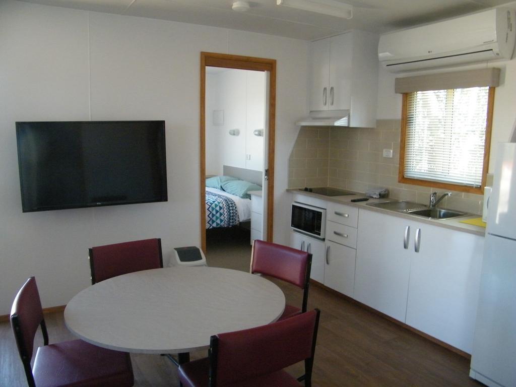 Bega Caravan Park Екстер'єр фото